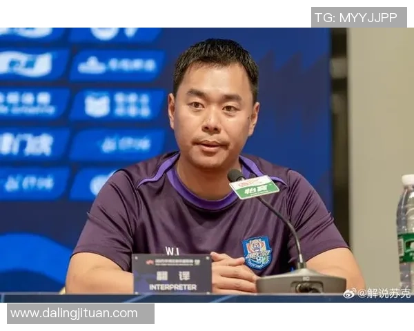 从球场到解说台 足球明星转型为足球解说员的成功之路 从球场到解说台 足球明星转型为足球解说员的成功之路